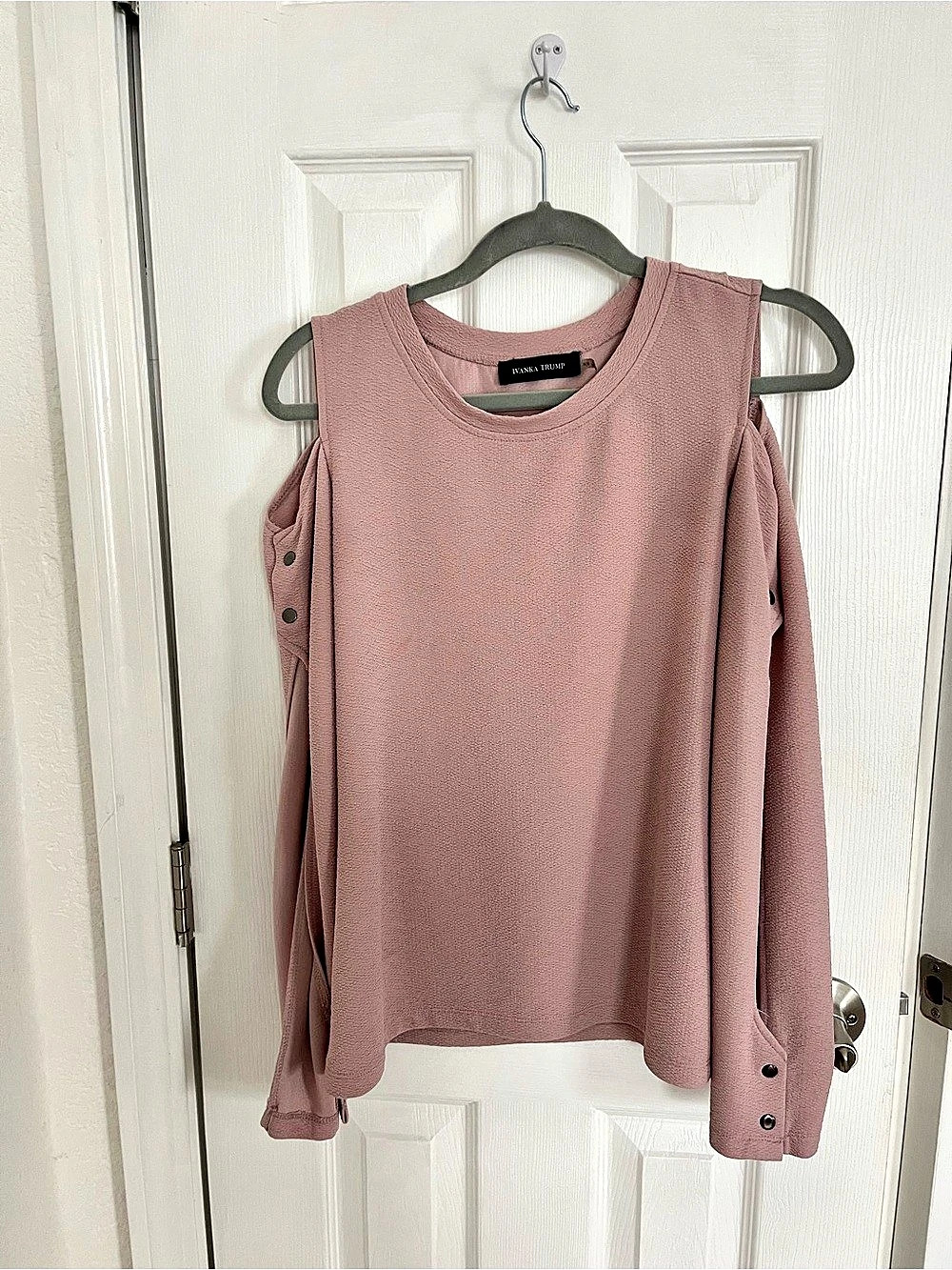 Ivanka Trump Cold Shoulder Top in Pink Size Medium Like New